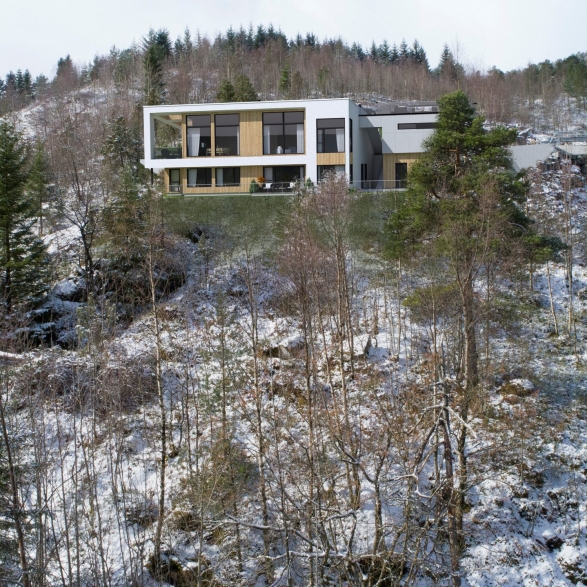 Bilde sett forfra (1)